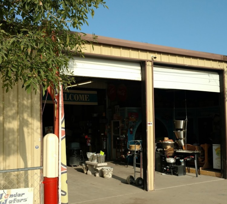 Hinojosa Brothers Wholesale (Roma,&nbspTX)